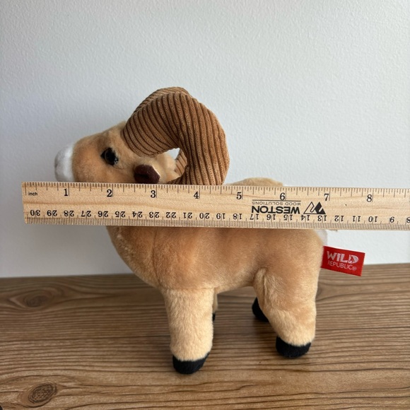 Wild Republic 7.5” Bighorn Sheep Ram Brown Tan Cute Plush Stuffed Animal Toy - Picture 6 of 7